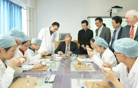 醫學院教學人體模型_急救演練模型